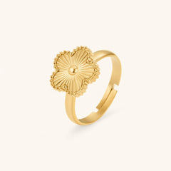 Clover Gold Ring